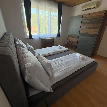 Pavai Piheno Feriehus Hajdúszoboszló